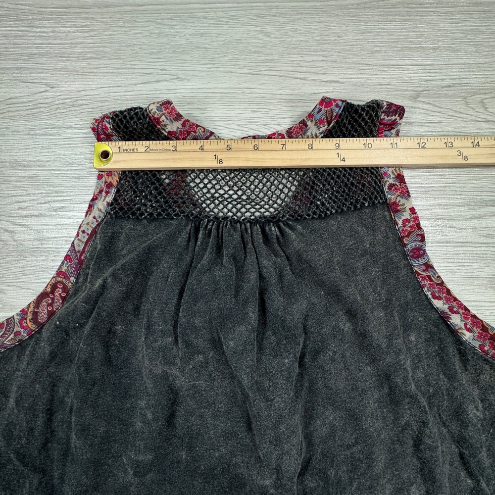 Gimmicks Women's Tank Top Large Black Crochet Lace Paisley Mesh Mixed Media Boho - Picture 5 of 6